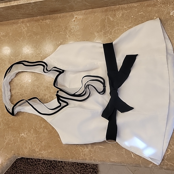 *White House Black Market Chiffon-style halter top, Sz 8 - Picture 15 of 16